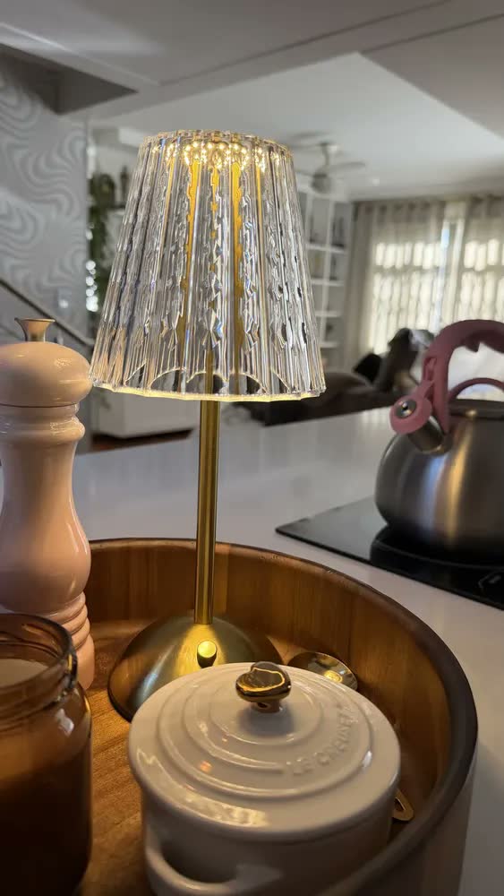 foto de Luminária De Mesa Led Dapon Abajur Crystal Tricolor Usb Moderna Para Quarto E Escritório
