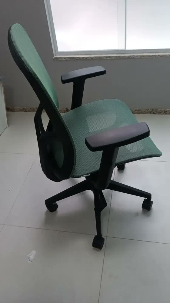 foto de Cadeira Escritório Ergonômica Stoel Auris Confortável Mesh Cinza Mesh