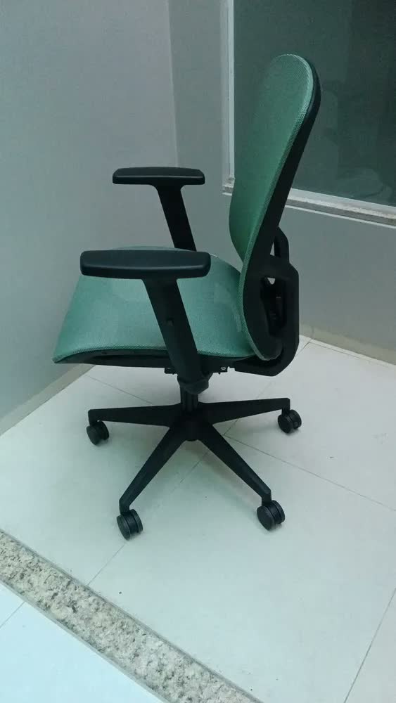 foto de Cadeira Escritório Ergonômica Stoel Auris Confortável Mesh Cinza Mesh