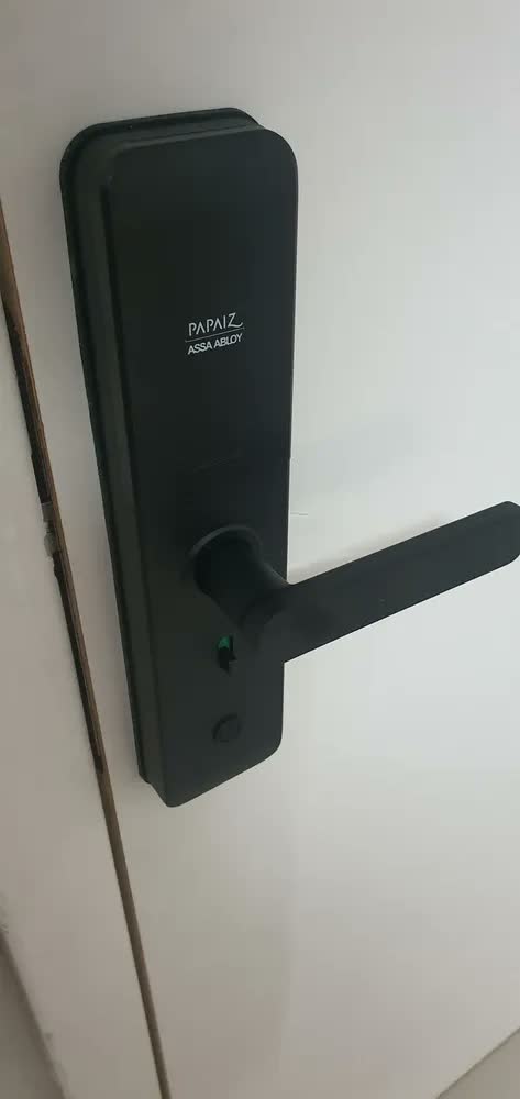 foto de Fechadura Eletrônica Papaiz Fit Lock Preta | Senha Biometria Digital Chave
