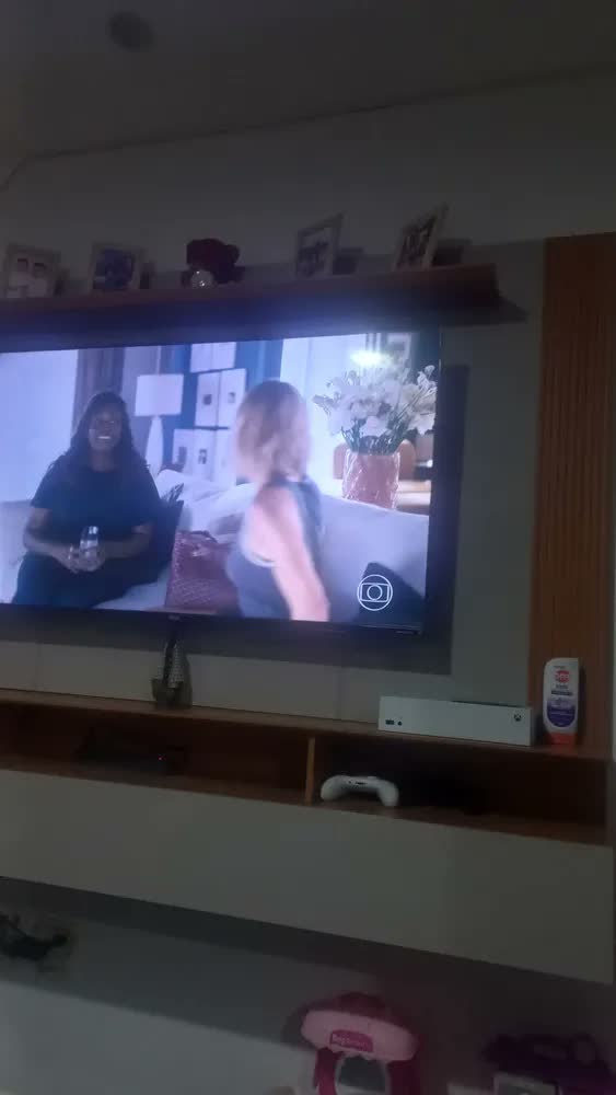 foto de Painel Para TV de Até 65