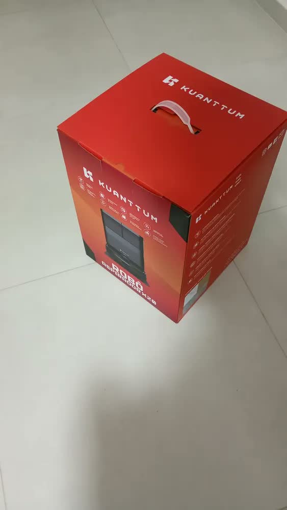 foto de Robô Aspirador De Pó Inteligente Wi-Fi Kuanttum Mop Lava e Seca Água Quente Varre Aspira 3 em 1 Robot 20000Pa Autolimpante X20 Passa Pano Mapeamento Cor Preto Com Base Estação