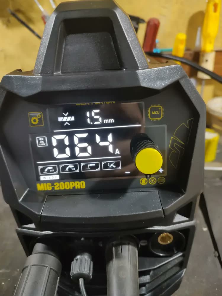 foto de Máquina de Solda Inversora Centurion MIG MMA Lift TIG 200A 3 em 1 Bivolt