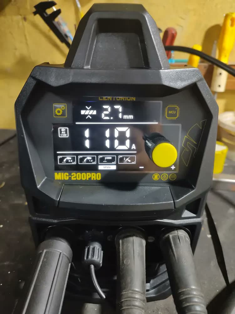foto de Máquina de Solda Inversora Centurion MIG MMA Lift TIG 200A 3 em 1 Bivolt