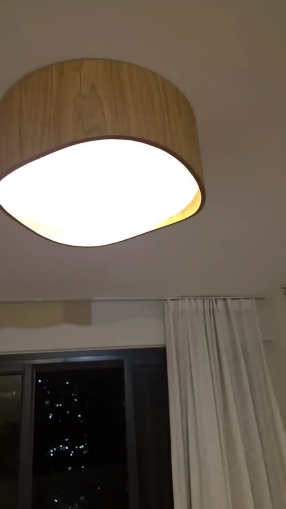 foto de Plafon LED Sobrepor Redondo Star 30W Luminária Teto Moderna 39cm Sala Jantar Quarto Cozinha Corredor Hall Área Gourmet Acabamento tom Madeira Freijó Difusor Cintilante Bivolt 3000K 4000K 6000K Disoma