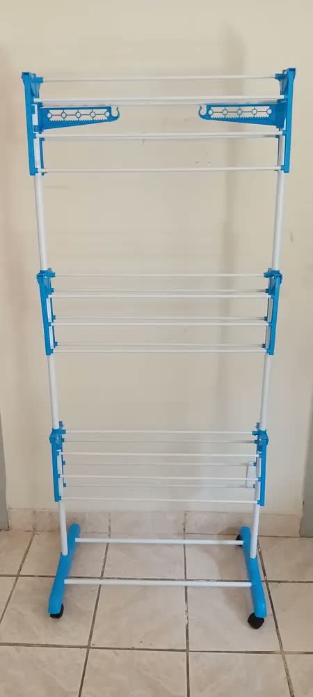 foto de Varal De Chão E Planeta Tech Dobrável 3 Andares Com Rodinha Aba Lateral Retrátil Para Cabide Lavanderia Apartamento
