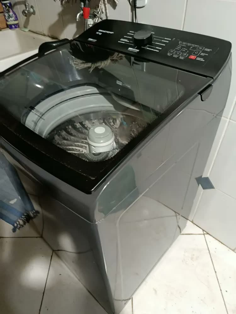 foto de Máquina de Lavar Brastemp 16Kg Titanium - BWF16A9
