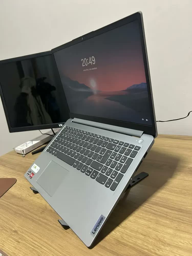 foto de Suporte de Alumínio Ajustável Dobrável para Notebook