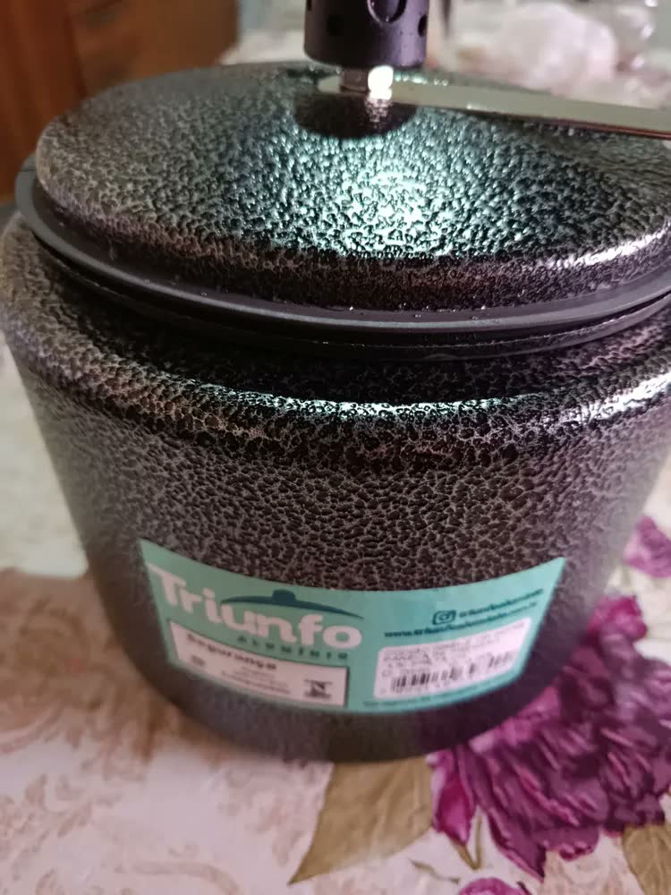 foto de Panela De Pressão Triunfo 3 Litros Fechamento Externo Cinza