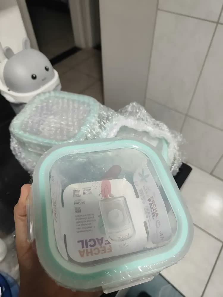 foto de Conjunto Kit 6 Potes Vidro Hermético Quadrado 500 Ml Tampa Com Trava