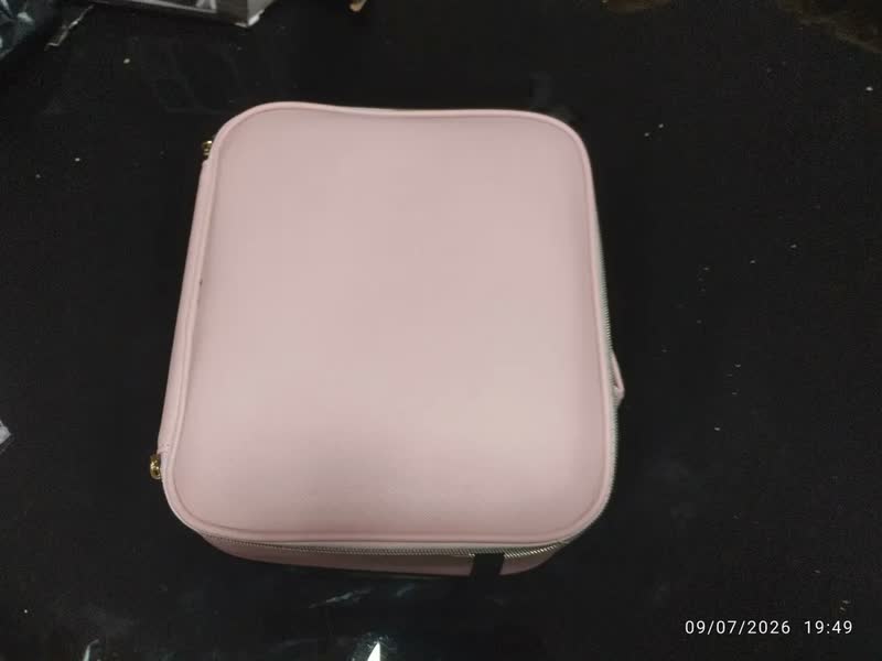 foto de Maleta Profissional de Maquiagem Pontokit Com Espelho e LED USB, Organizador Portátil de Cosméticos e Divisórias Ajustáveis