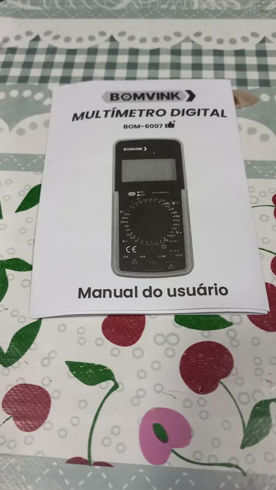 foto de Multimetro Digital Profissional C/ Capacímetro Bateria