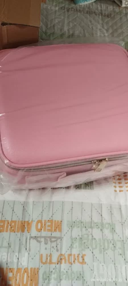 foto de Bolsa Maquiagem Portátil Com Espelho Led 3 Cores Para Viagem