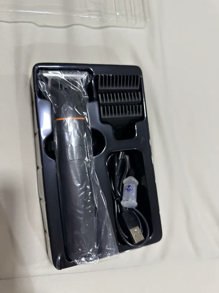 foto de Aparador De Pelos Masculino Profissional 3 Em 1 Máquina De Cortar Cabelo Barba Recarregável Lâmina De Aço Inoxidável 3 Pentes 150 Minutos