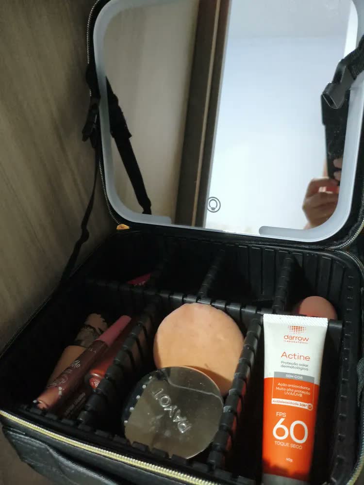 foto de Bolsa Maleta De Maquiagem Com Espelho Led Portátil Viagem Preto
