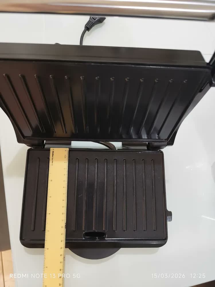 foto de Sanduicheira Grill Antiaderente Fritadeira 800w Wap 2 Em 1