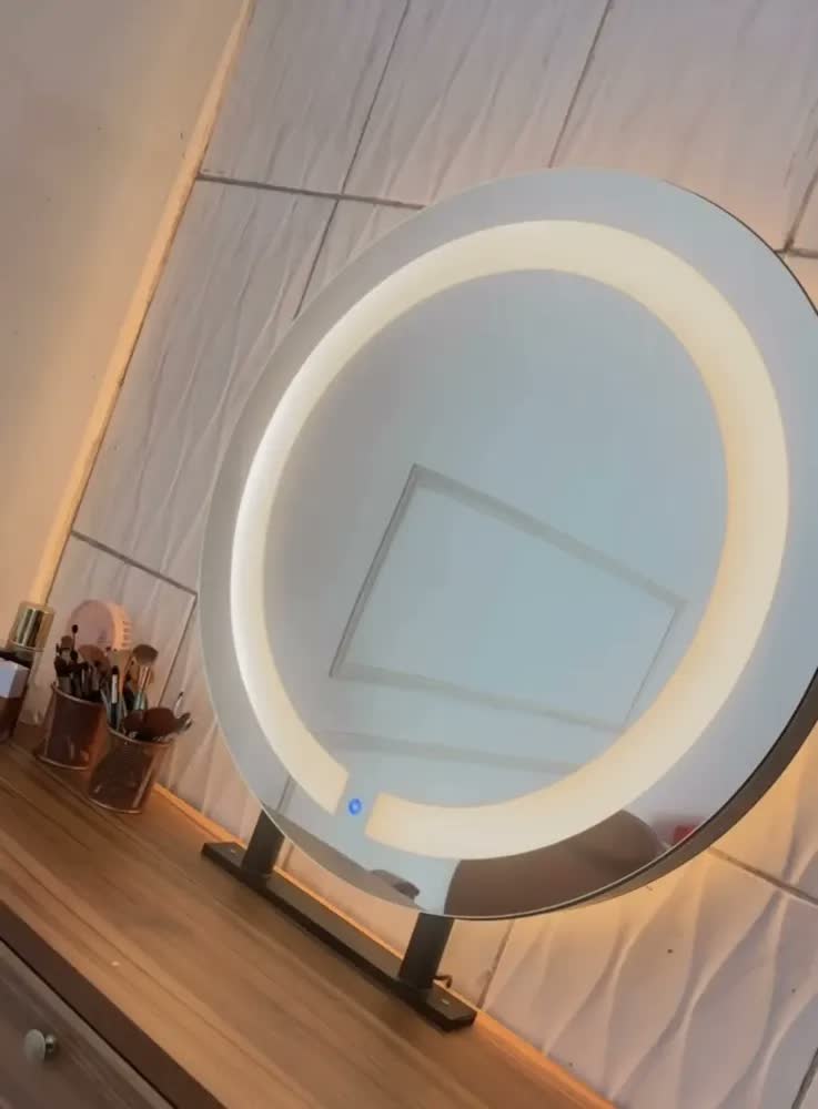 foto de Espelho Redondo Duplo Com Iluminação E Suporte Bancada 40cm Preto
