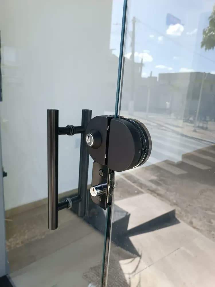 foto de Fechadura de Embutir AGS para Porta de Vidro, com Pressão e Aço Inox Preto