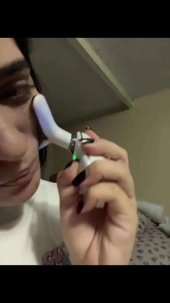 foto de Massageador Facial Lifting De Pescoço e Rosto LED Vibração Fototerapia Para Rejuvenescer Firmeza Anti-Rugas Aparelho Redutor de Papada Lift Mascara Facial MARCA Newness Digital Lens