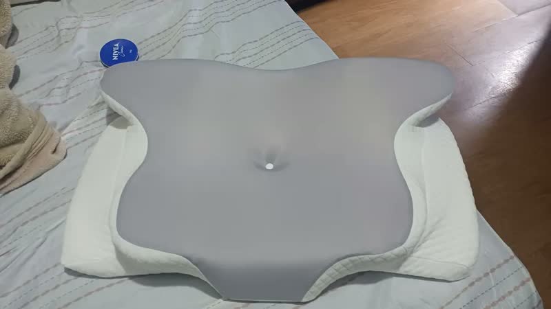 foto de Travesseiro Cervical Ergonômico Borboleta SunRise de Memory Foam, com Suporte Dupla Altura e Capa Lavável