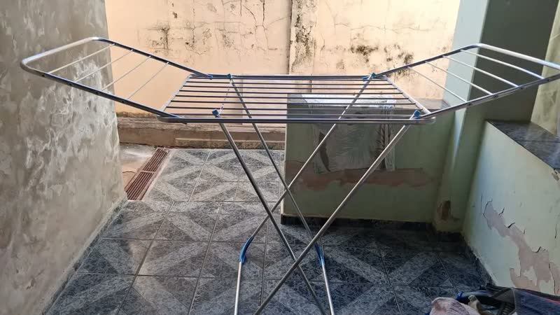 foto de Varal De Chão Big Grande De Roupas 174cm Dobrável Cor Azul Ordez 174cm 100% Alumínio