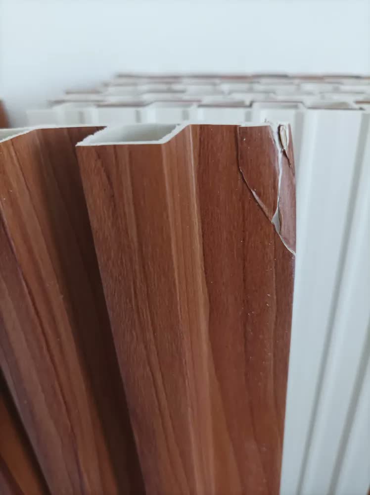 foto de 2 Pçs Painel Ripado Ecológico Wpc Pietruzza 1,25m X 0,16m Cor Painel Jatoba