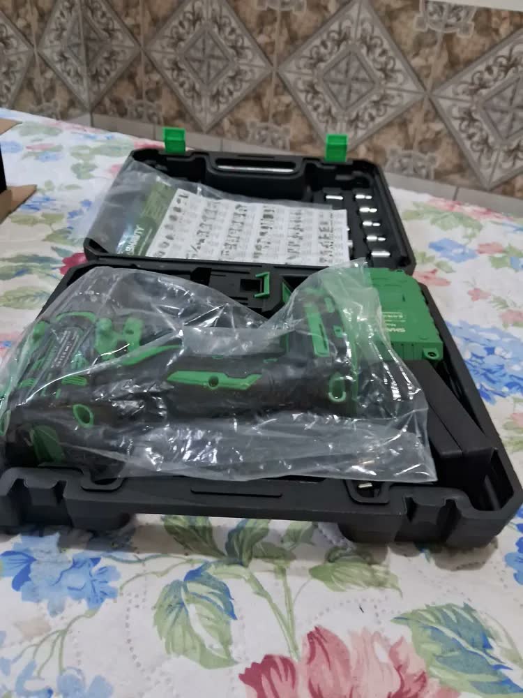 foto de Furadeira Parafusadeira Shawty Sem Fio 48Nm 20V com 2 Baterias e 26 Brocas