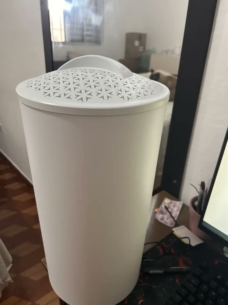 foto de Cesto Baby Mel Para Roupas Bebê Antiviral Quarto 15 Litros Cor Verde-claro Lisa