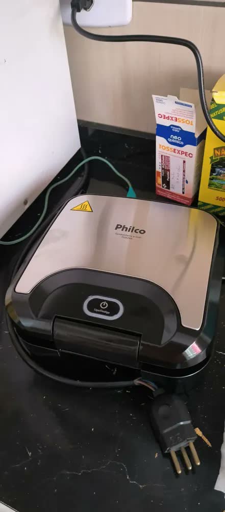 foto de Sanduicheira E Grill Philco 2 Em 1 Inox 800w Pgr26a Preto