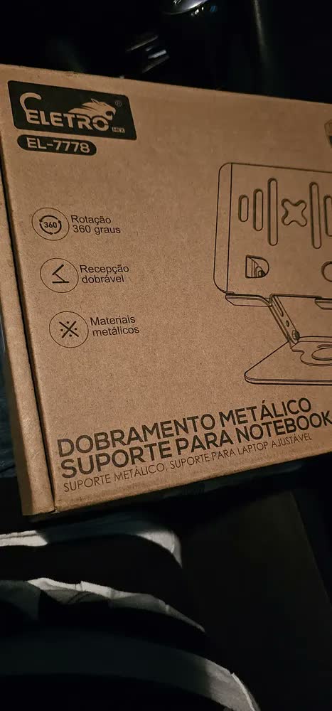 foto de Suporte De Mesa Metal Para Notebook Eletro Mex Gira 360° suporte ergonômico para laptop para mesa, mesa dobrável e portátil para computador, compatível com MacBook Pro e Air (10-16