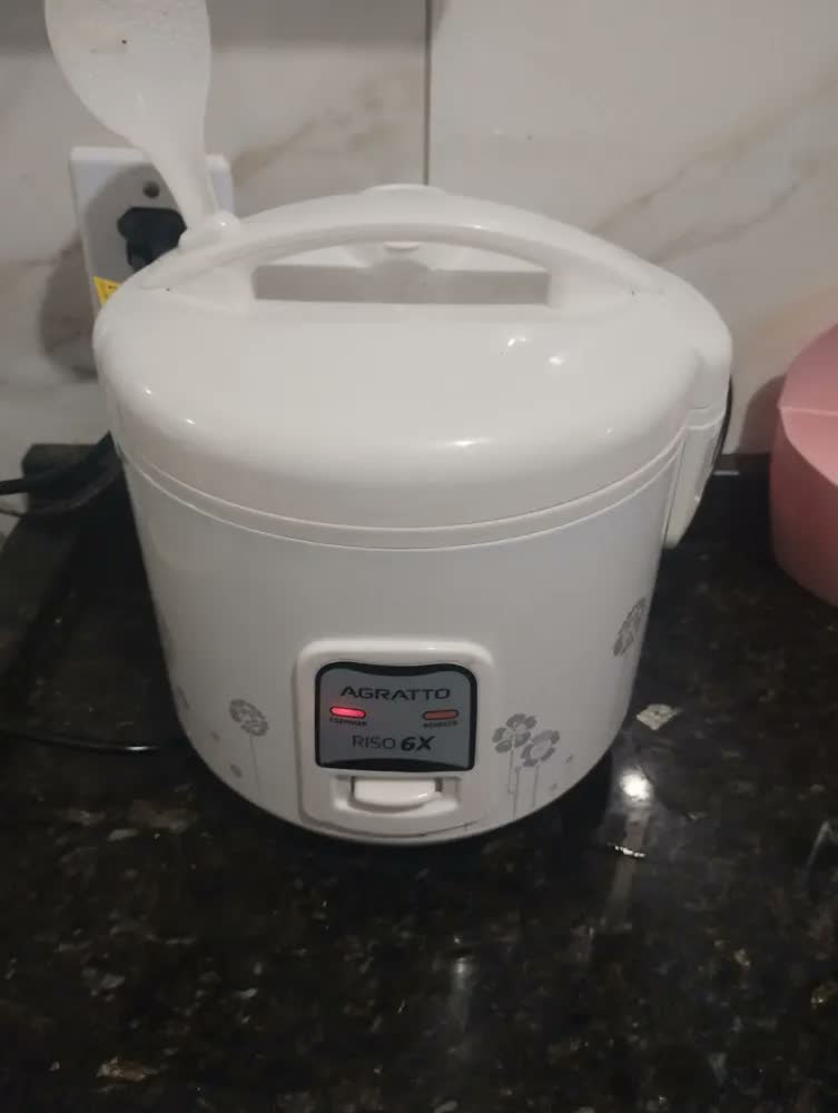 foto de Panela Elétrica De Arroz Riso Pa6x Agratto Cor Branco Frequência 60 Hz