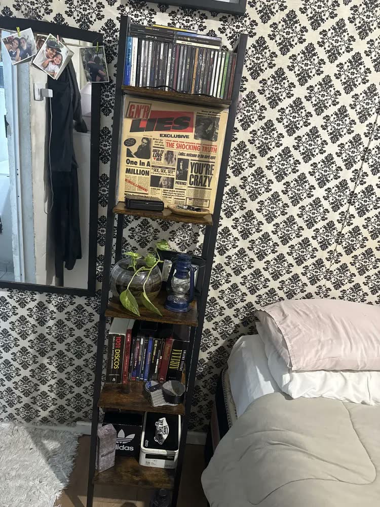foto de VASAGLE Estante de Livros Estreita, Prateleira de 5 Níveis, Estilo Industrial para Sala, Escritório, Cozinha, Marrom e Preto