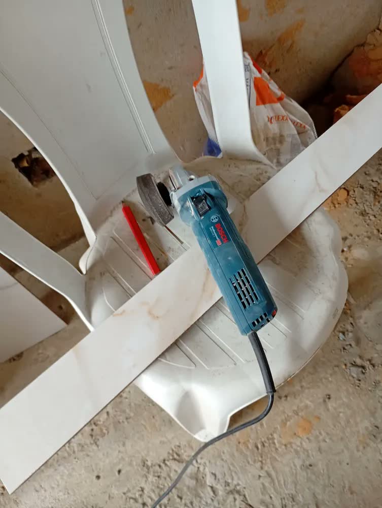 foto de Esmerilhadeira Gws 9-125 S Bosch 900w Com 6 Discos Cor Azul 110v