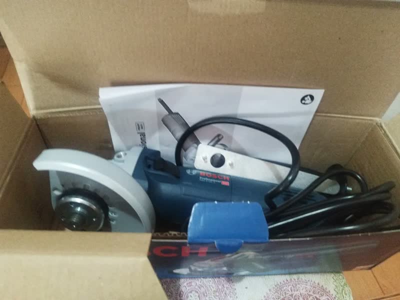 foto de Esmerilhadeira Gws 9-125 S Bosch 900w Com 6 Discos Cor Azul 110v
