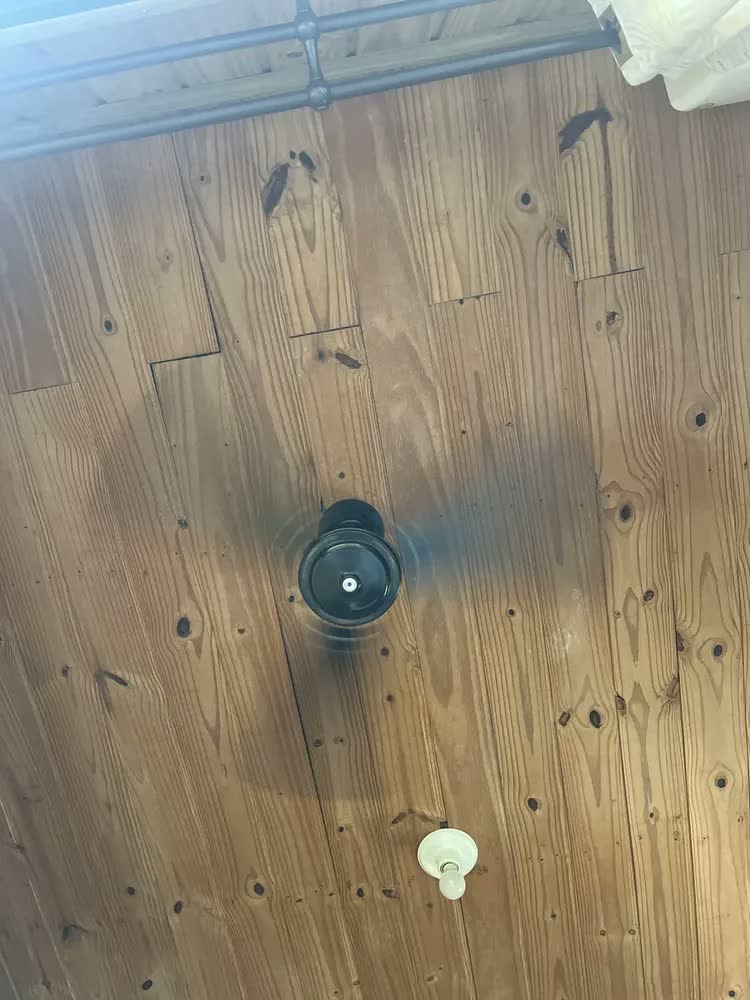 foto de Ventilador De Teto Preto Tron Eco Rio 3 Pás Casa Apartamento Diâmetro 980 mm Frequência 60 Hz Material Das Pás Aço