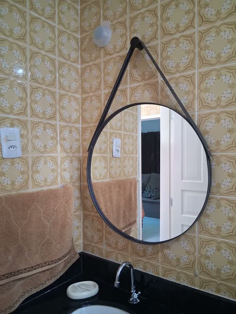 foto de Espelho Adnet Alça De 60cm Decorativo + Suporte Preto