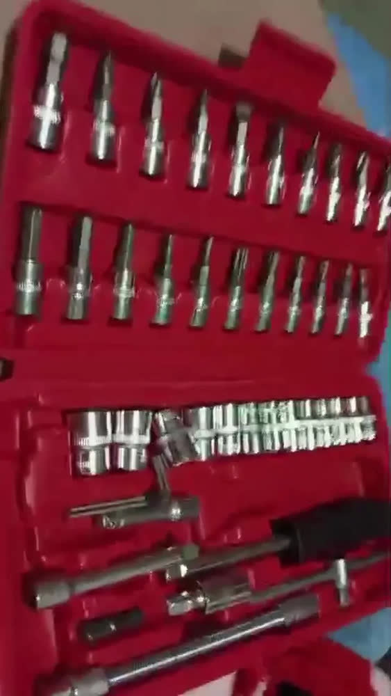 foto de Parafusadeira Furadeira 21v 1300mah Com 2 Baterias Recarregável Sem Fio Maleta Completa Several Importados
