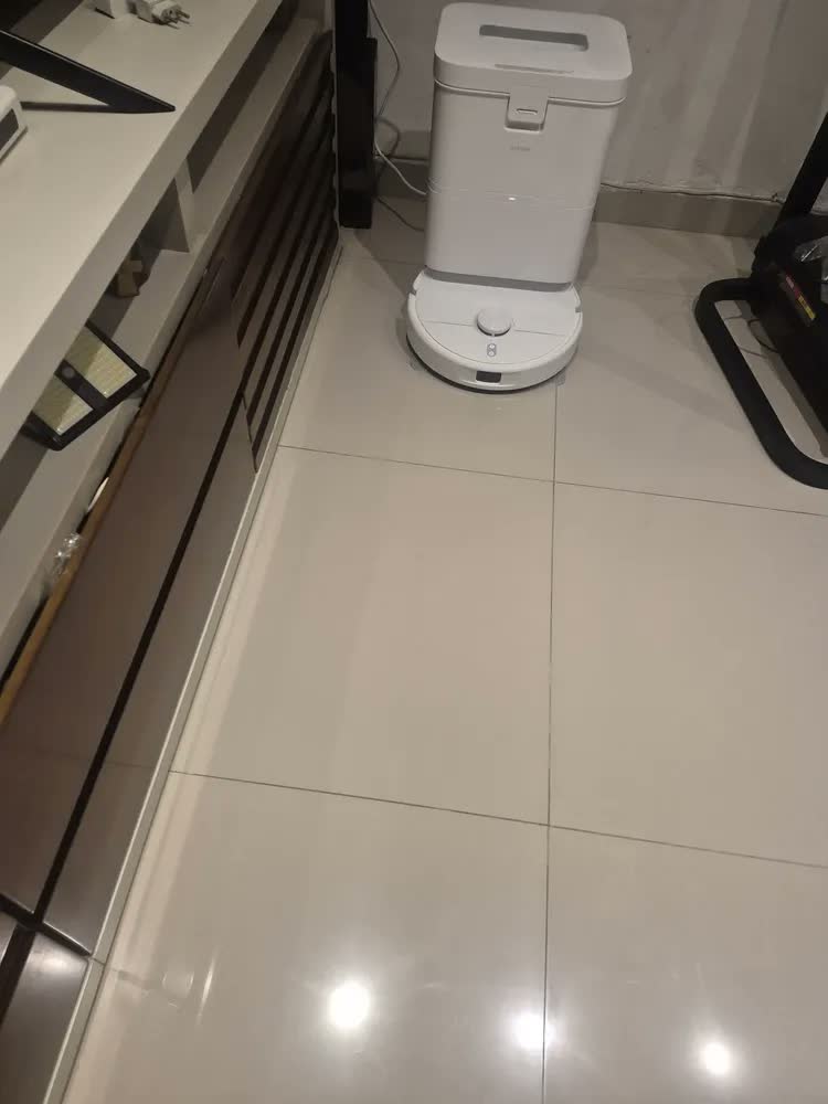 foto de Robô Aspirador Xiaomi Robot Vacuum H50 Base Auto Esvaziamento 10000pa Branco