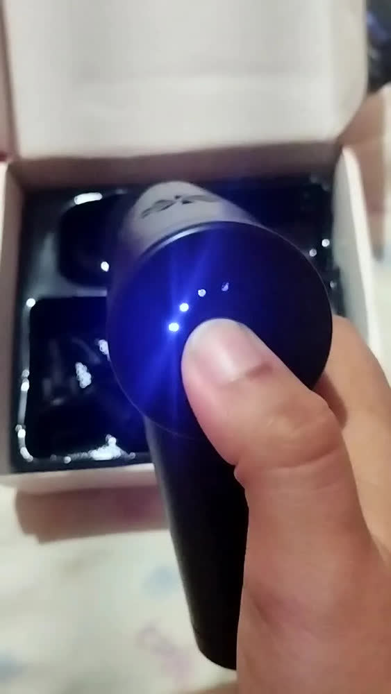 foto de Pistola Massageadora Profissional Muscular Portátil Com 4 Cabeças E 6 Velocidades Para Timer Automático Inova Cinza