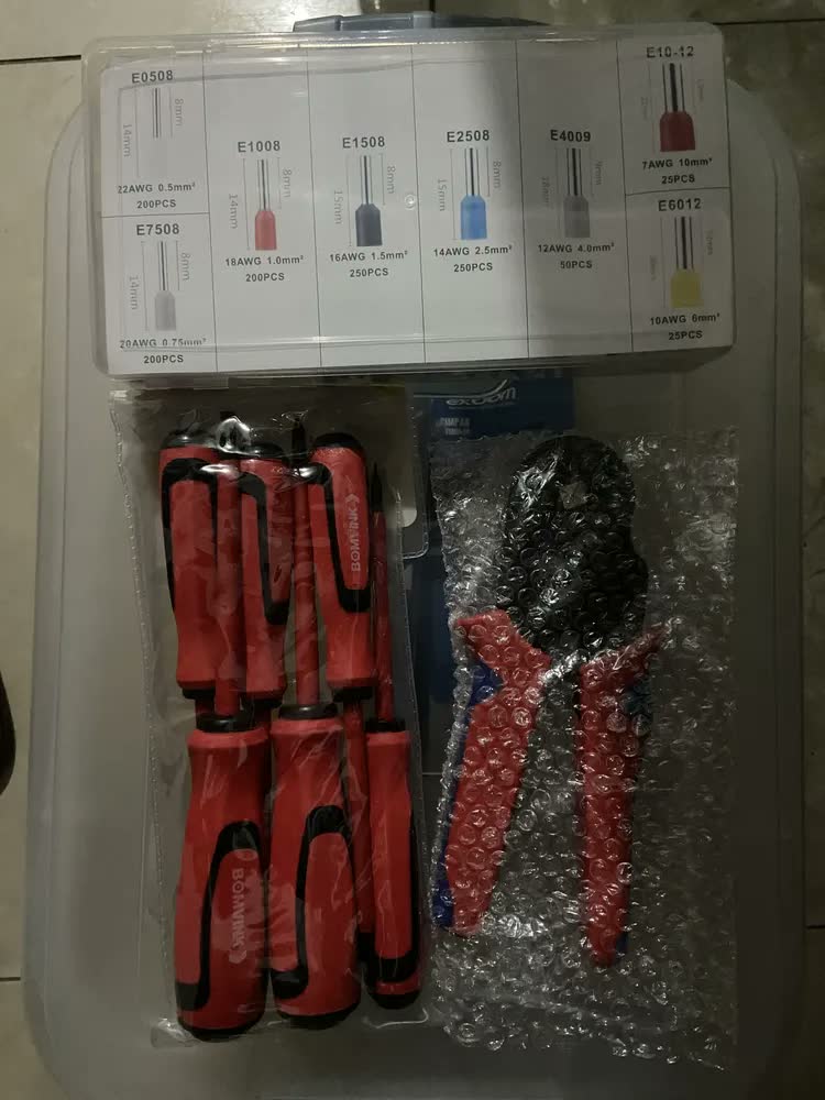 foto de Kit Alicate Crimpar Terminal Jogo Chaves Isoladas Fenda E Phillips 1200 Terminais Ilhós Ferramentas Elétricas Profissional Eletricista