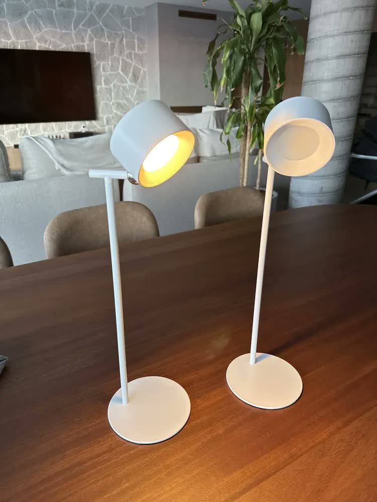 foto de Luminária Mesa Cabeceira Touch 3 Cores Sem Fio Imã Parede Preto 5v