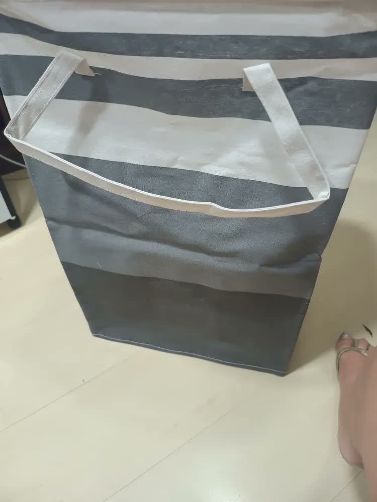 foto de Cesto De Roupas Com Alças Lavanderia Casa Multiuso Bolsa Cinza Lisa