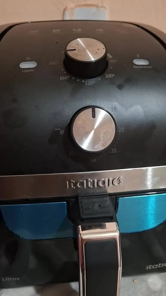 foto de Fritadeira Eletrica Air Fryer 1500w 5 Litros Itatiaia 127v Preto 127v