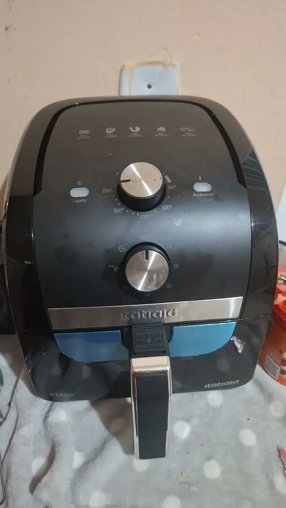 foto de Fritadeira Eletrica Air Fryer 1500w 5 Litros Itatiaia 127v Preto 127v