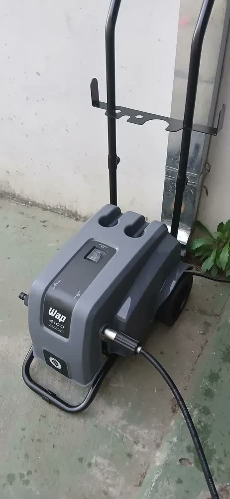 foto de Lavadora De Alta Pressão Profissional Wap 4100 W2 420l/h Motor De Indução 1650psi 1500w 127V