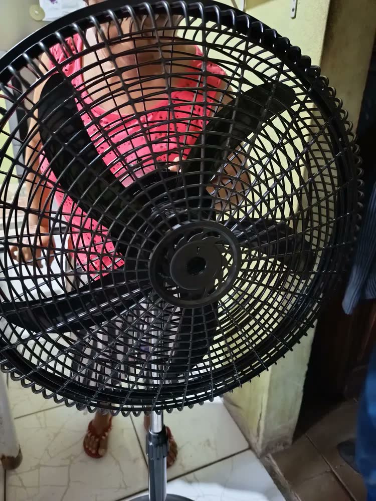 foto de Ventilador De Coluna Pedestal 5 Pás 50cm 3 Velocidades 50 Cm Preto Plástico 5