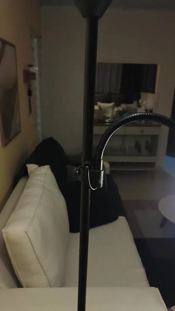 foto de Luminária Chão 177cm Piso + 2 Lâmpadas Led Articulada Dupla Preto