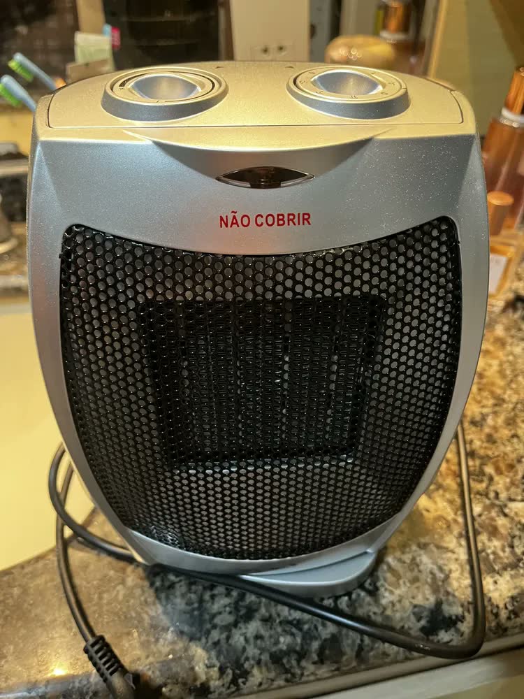 foto de Aquecedor Cerâmico 1300w 220v Portátil Compacto Casa