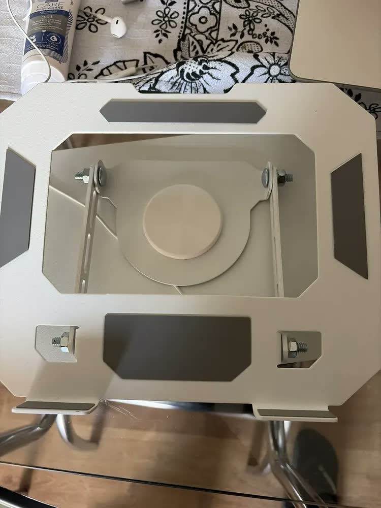 foto de Suporte De Mesa Metal Para Notebook E Macbook Gira 360° Grau