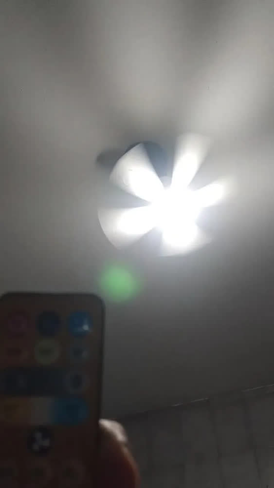 foto de Shawty Lâmpada Ventilador Teto Silencioso Com Controle Remoto 3 Velocidades Timer 3 Níveis De Luz Led Ideal Quarto Sala Cozinha Escritório